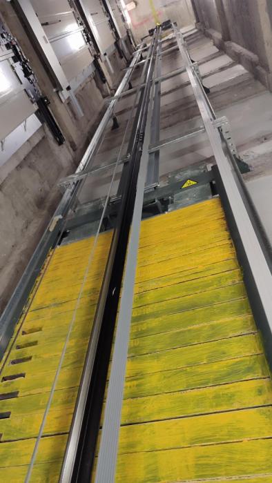 Elevator dan Eskalator 10