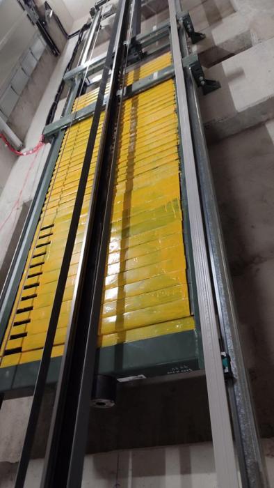 Elevator dan Eskalator 18